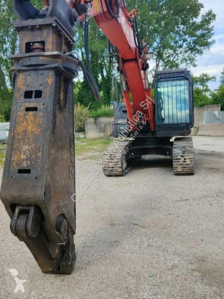 Excavator Hitachi ZAXIS 240 N3