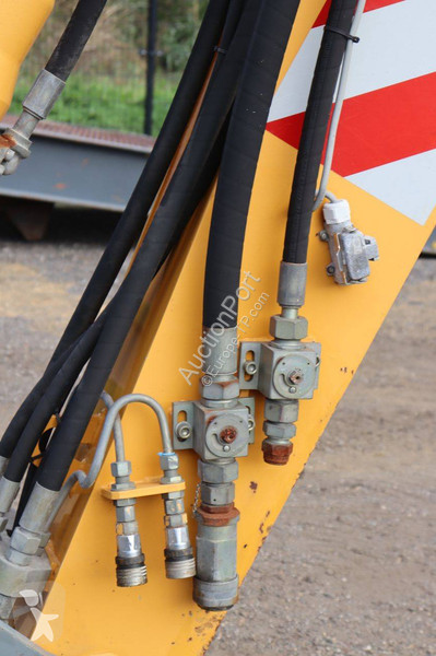 Pelle Liebherr A316