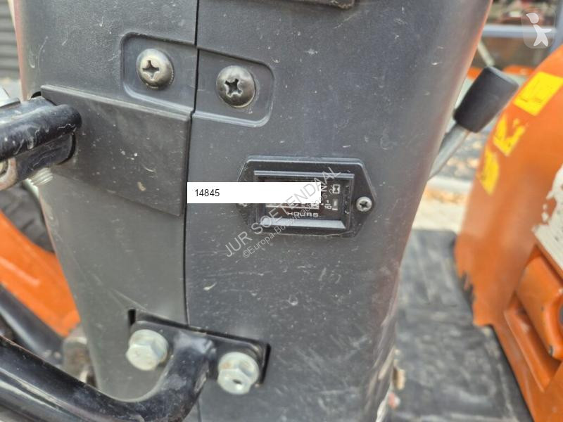 Pelle Hitachi ZX10U-6