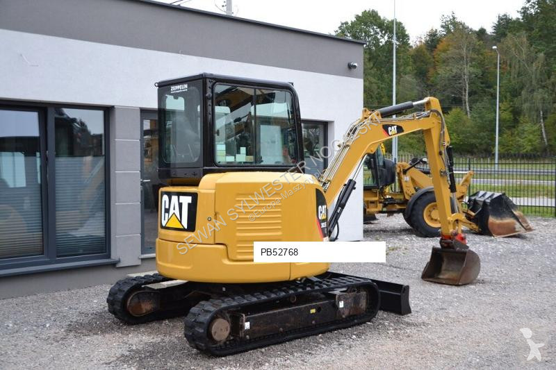 Багер Caterpillar