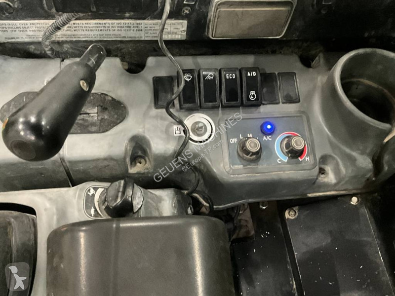 جرافة Yanmar Vio 57-6 A