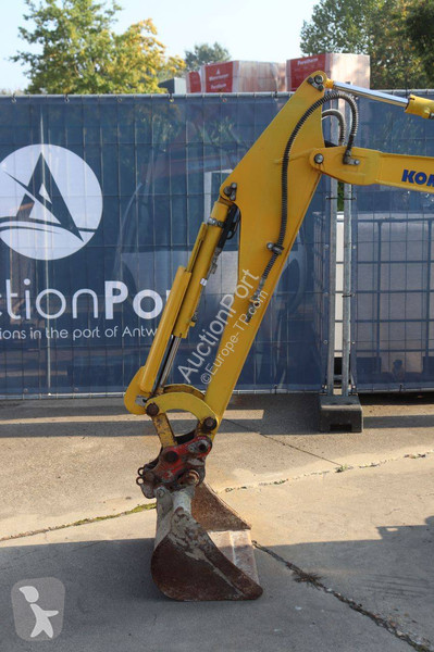 Pelle Komatsu PC14R-3HS