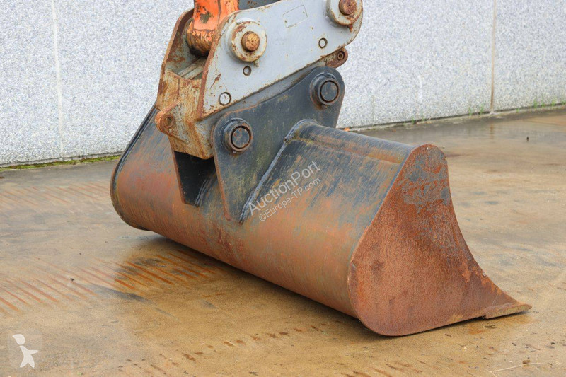 Pelle Hitachi