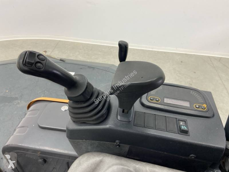 Pelle Case CX 17 C + 4 GODETS + BRH + REMORQUE...