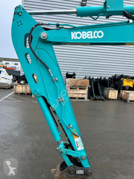 Pelle Kobelco SK55SRX-6E