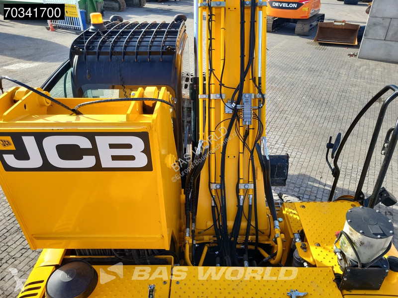 Pelle JCB JS175 Lift Cabin