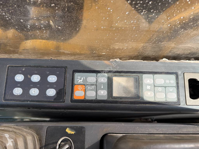 Багер Caterpillar - Good overall condition!
