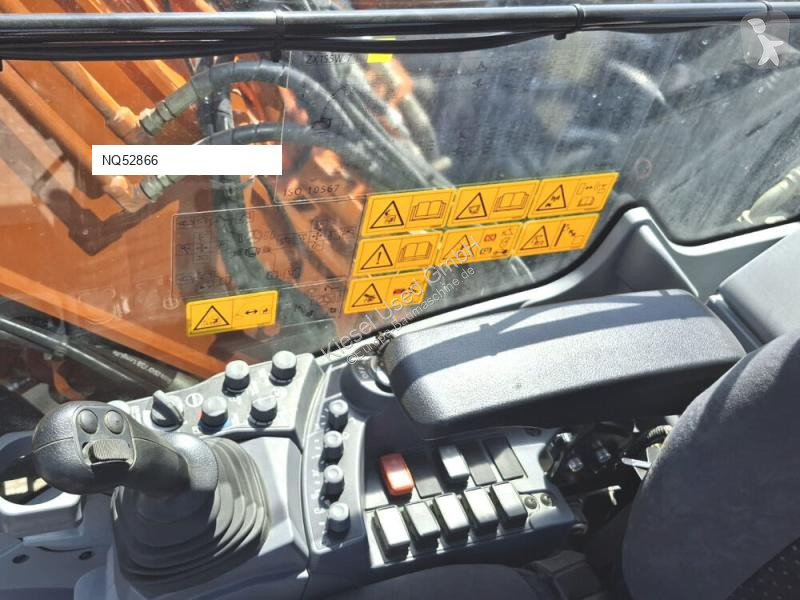 Багер Hitachi MTC Pro