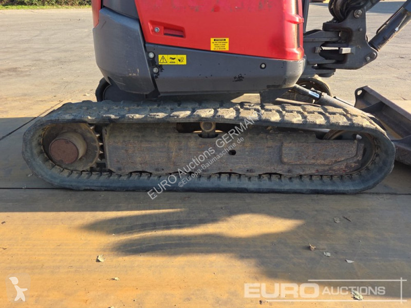 Багер Volvo ECR50D