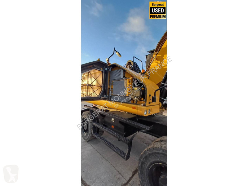 Excavator Caterpillar MH3024