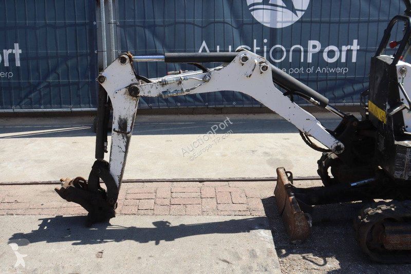 Багер Bobcat