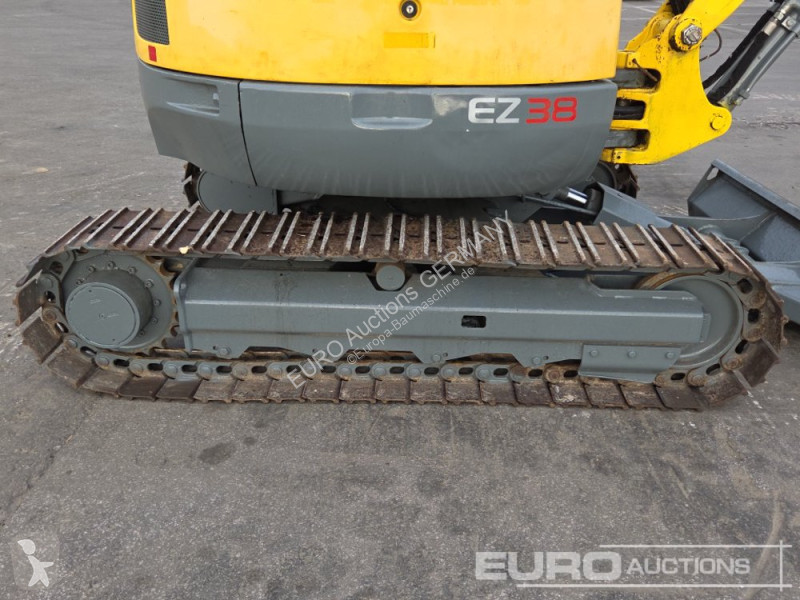 جرافة Wacker Neuson EZ38