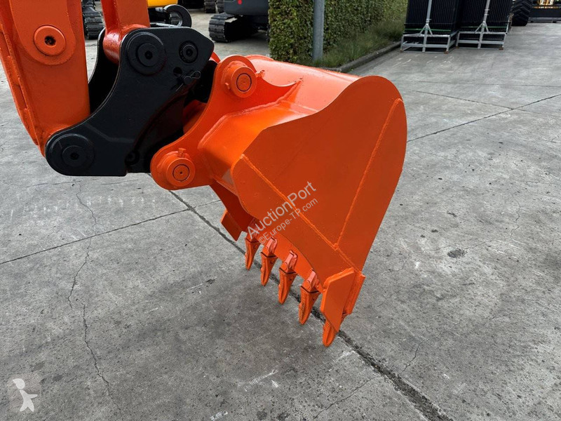 Escavadora Doosan 9C