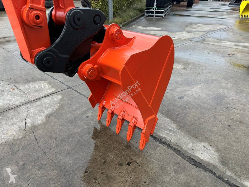 Escavadora Kubota