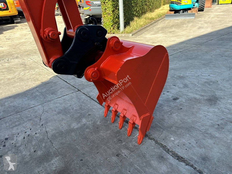 Escavadora Kubota KX155-3SZ