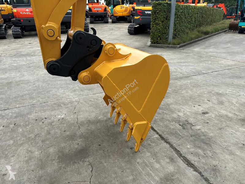 Graafmachine Komatsu PC70-8