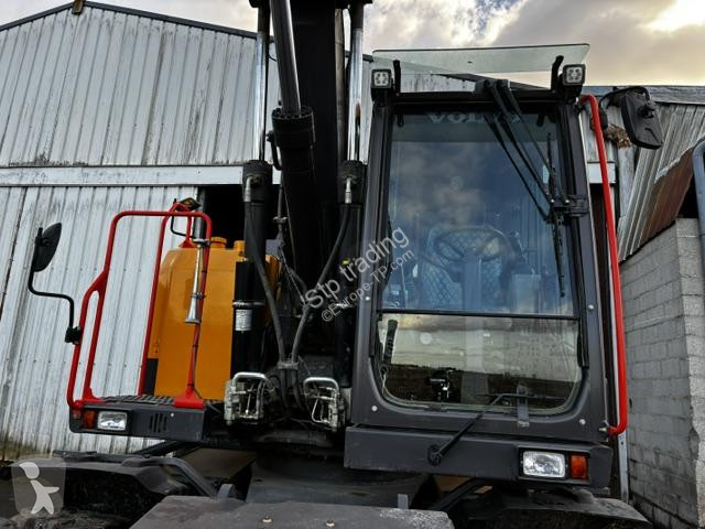 Graafmachine Volvo 150E