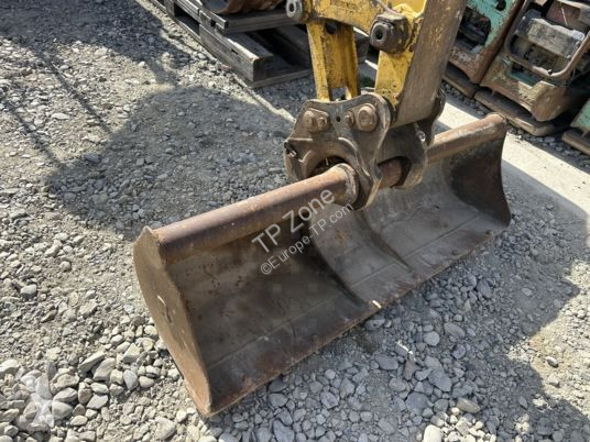 Excavadora Komatsu à 22500 Euros HT