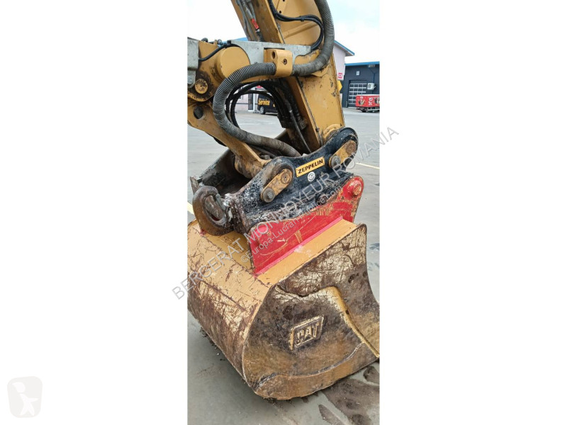 Escavadora Caterpillar M318F