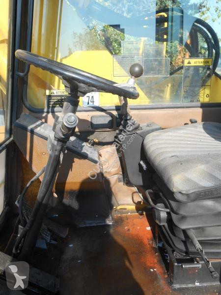 Lopatový nakládač Furukawa MANUTENTION 625E