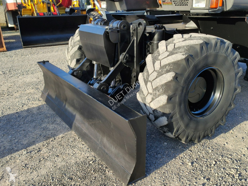 Escavatore Hitachi ZX140 Koparka Kołowa