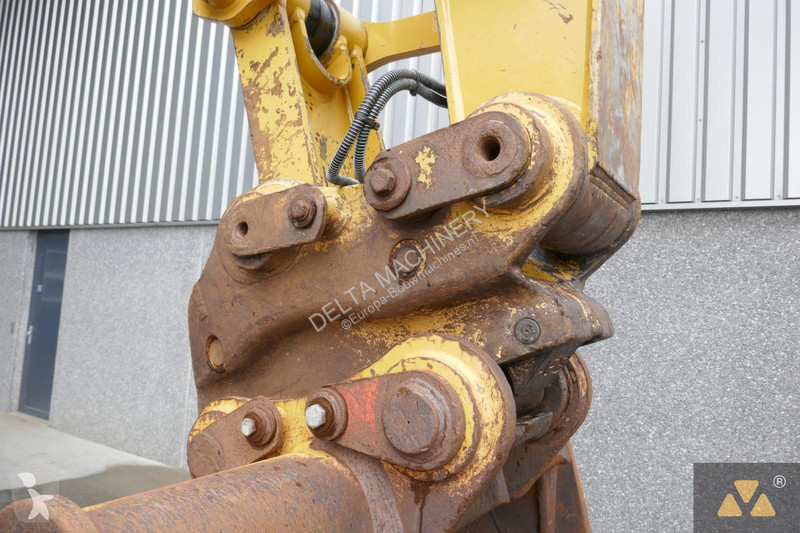 Excavator Caterpillar