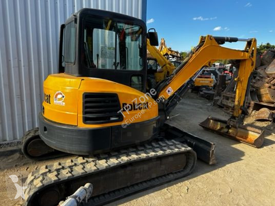 Escavadora Bobcat e50