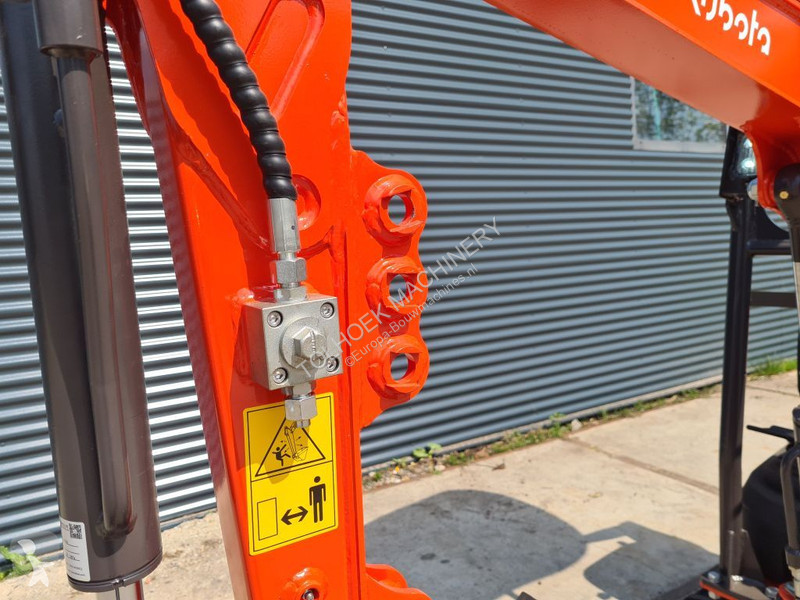 Escavatore Kubota Powered by. XN 12-8