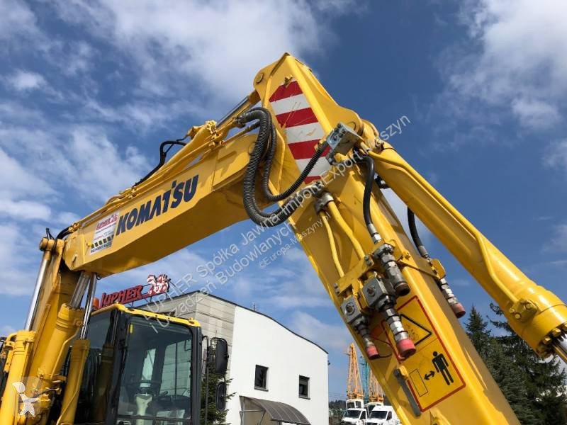 Excavator Komatsu PW160-8