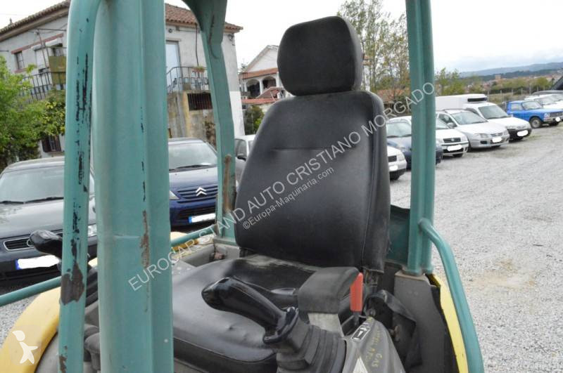 Escavadora Yanmar -4