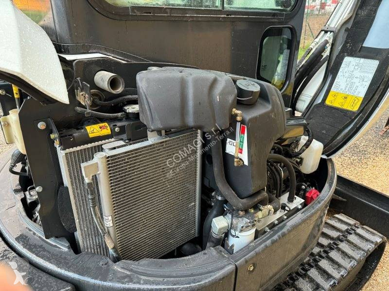 Escavadora Bobcat