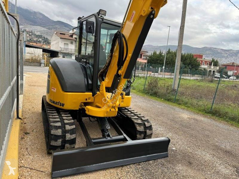 Excavator Komatsu