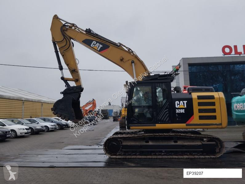 Excavator Caterpillar Z SYSTEMEM 3D LEICA