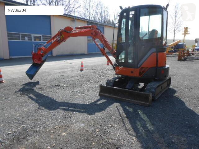 Escavatore Hitachi Minibagger Hitachi ZX22U-2CLR