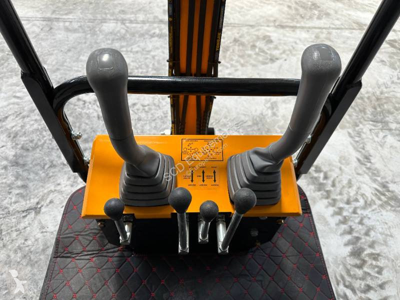 Lopatový nakládač Terra CS12.R