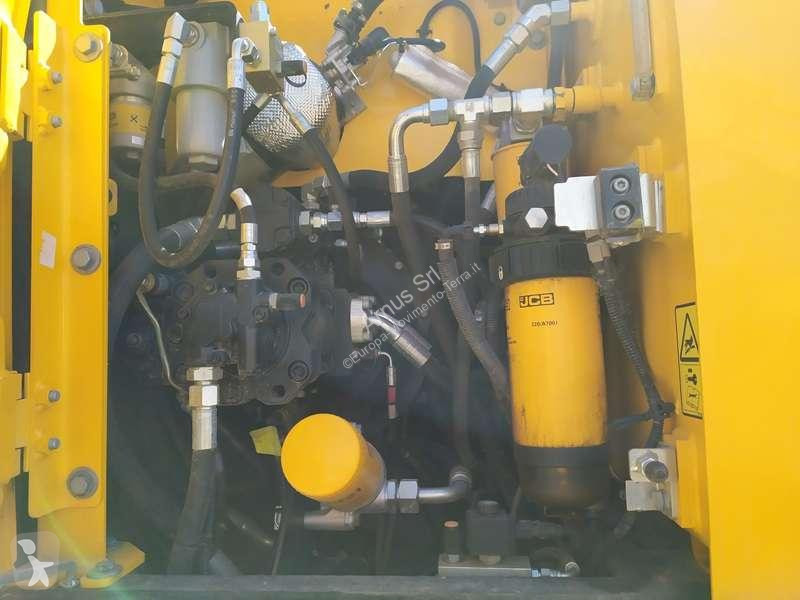 Excavator JCB