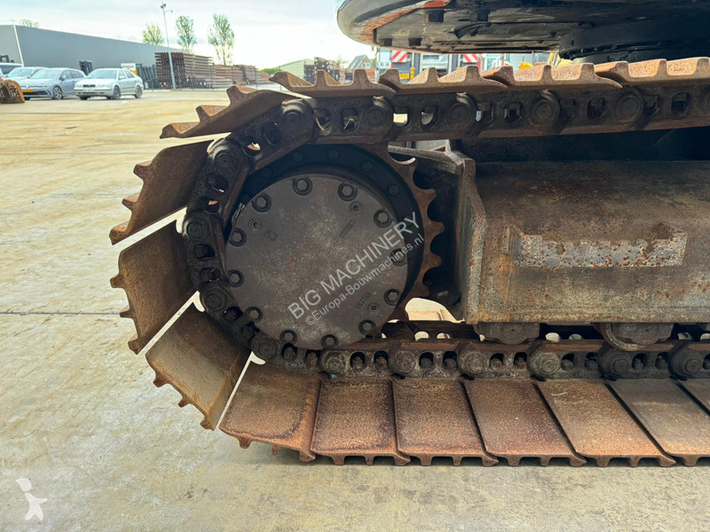 Excavadora Hitachi
