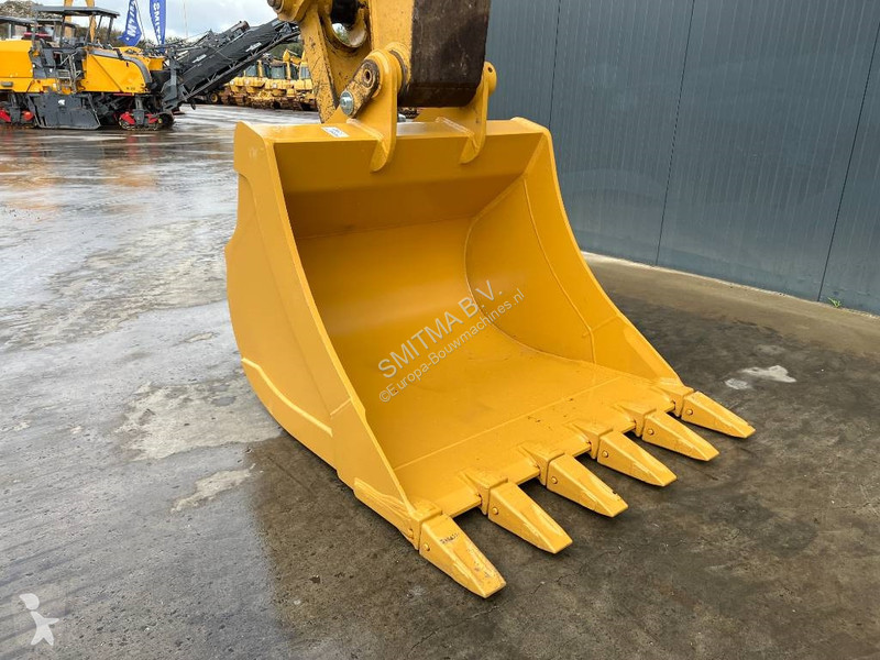 Rýpadlo Caterpillar LCR