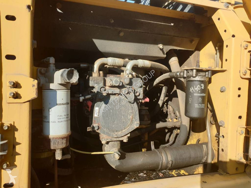 Escavadora Komatsu PC160LC-7