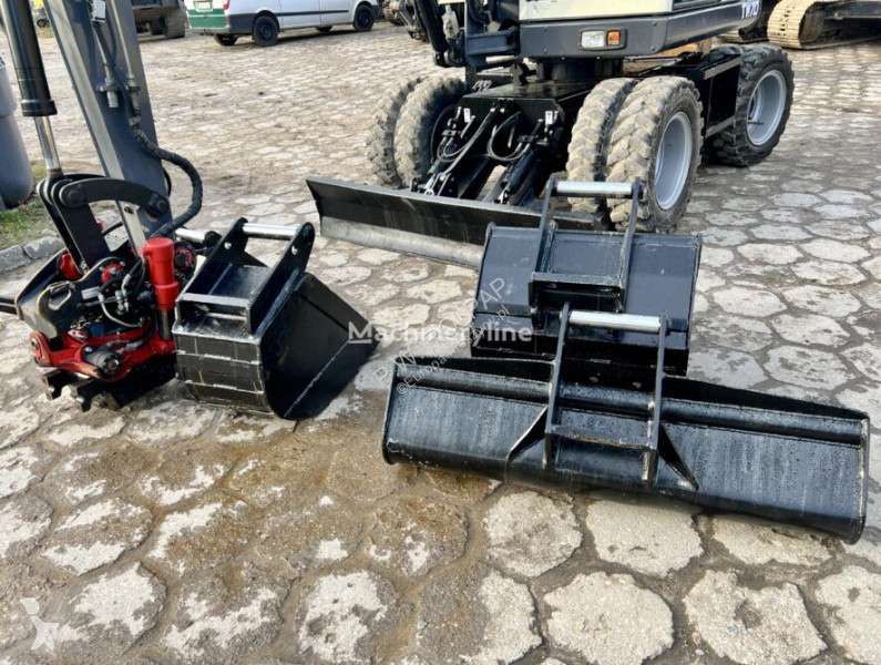 Excavator Terex