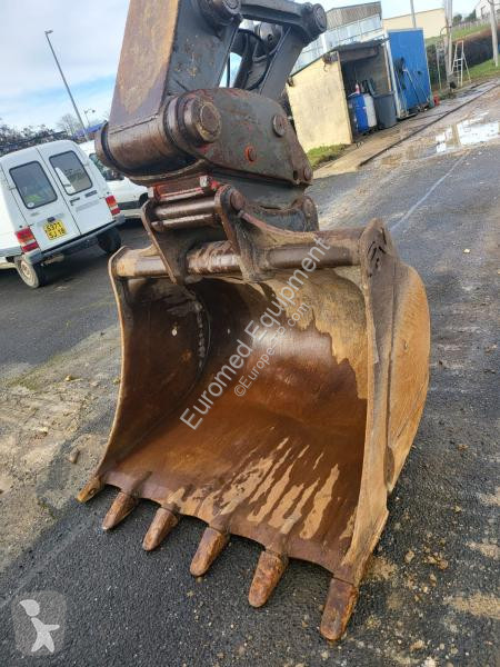 Excavadora Volvo EC160