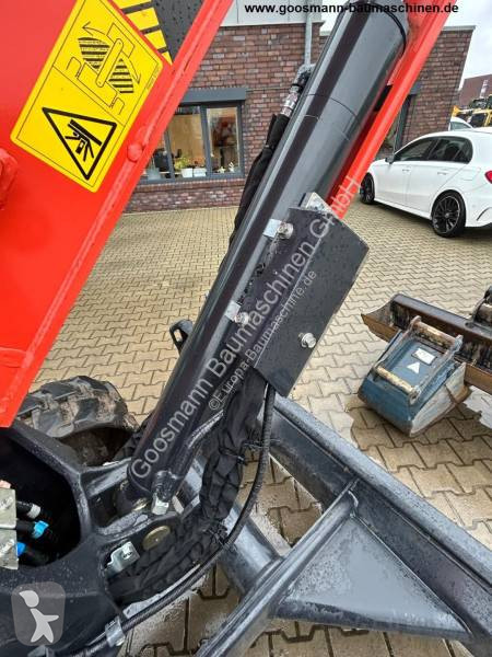 Escavadora Kubota KX060-5
