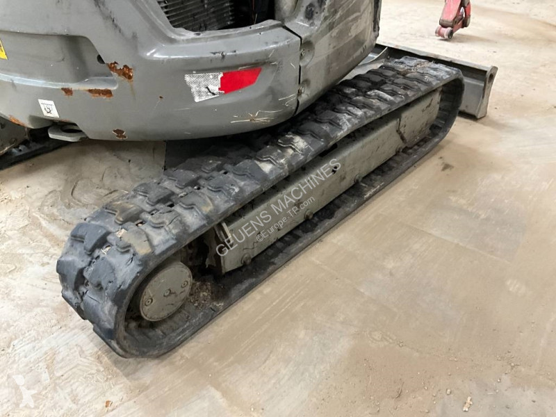 Escavadora Bobcat Z