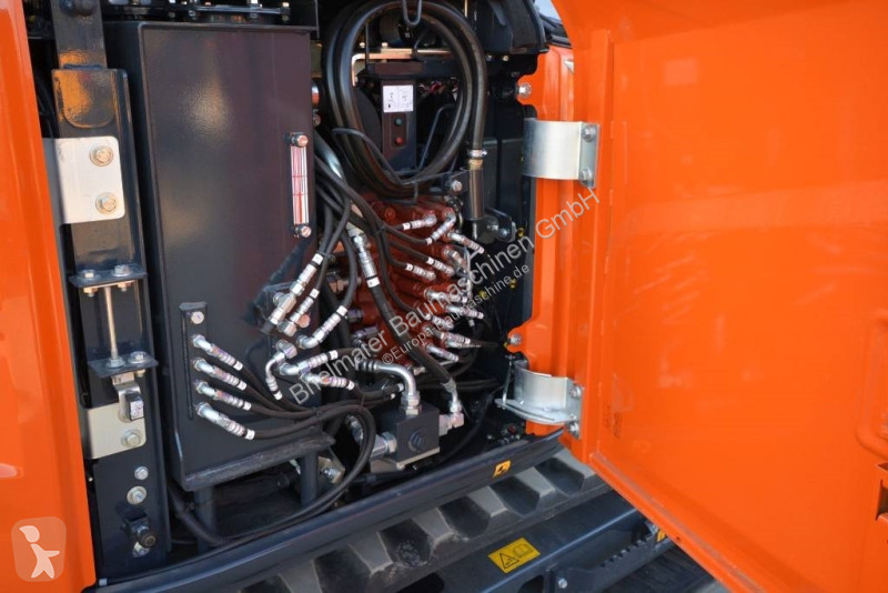 Escavatore Hitachi ZX 95 US-7