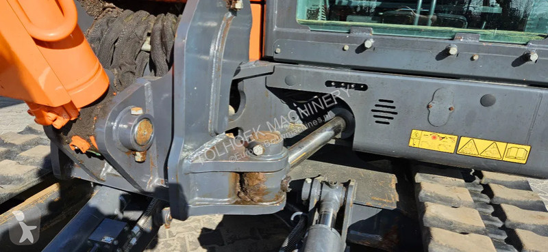 Escavadora Doosan DX 85r -3