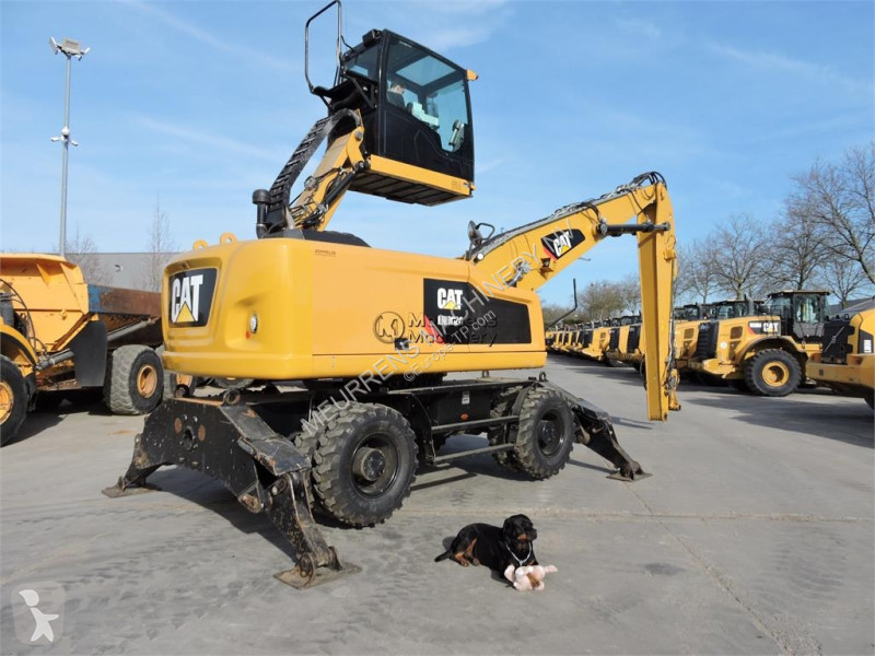 Lopatový nakládač Caterpillar MH3024