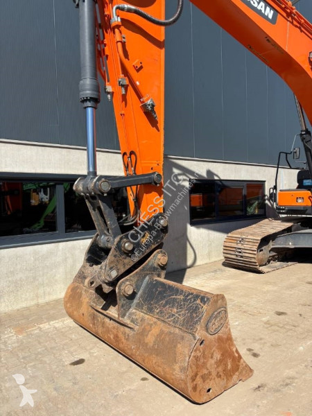 جرافة Doosan 255 LC-5 -- 255LC --