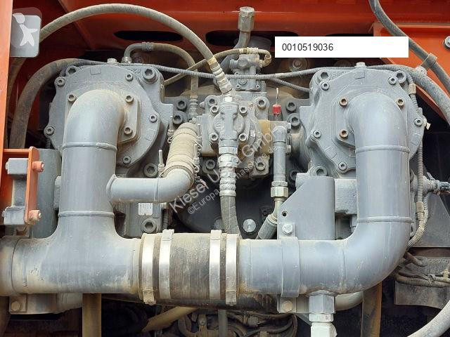 Escavadora Hitachi ZX890LCH-6