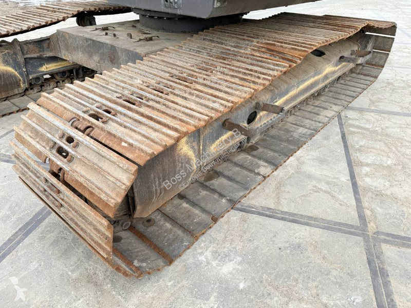 Graafmachine Volvo EC250EL - Hamer Lines /...