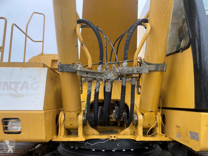 Escavatore Caterpillar NVT